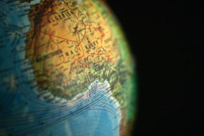 Karttapallo, jossa näkyvissä Länsi-Afrikka