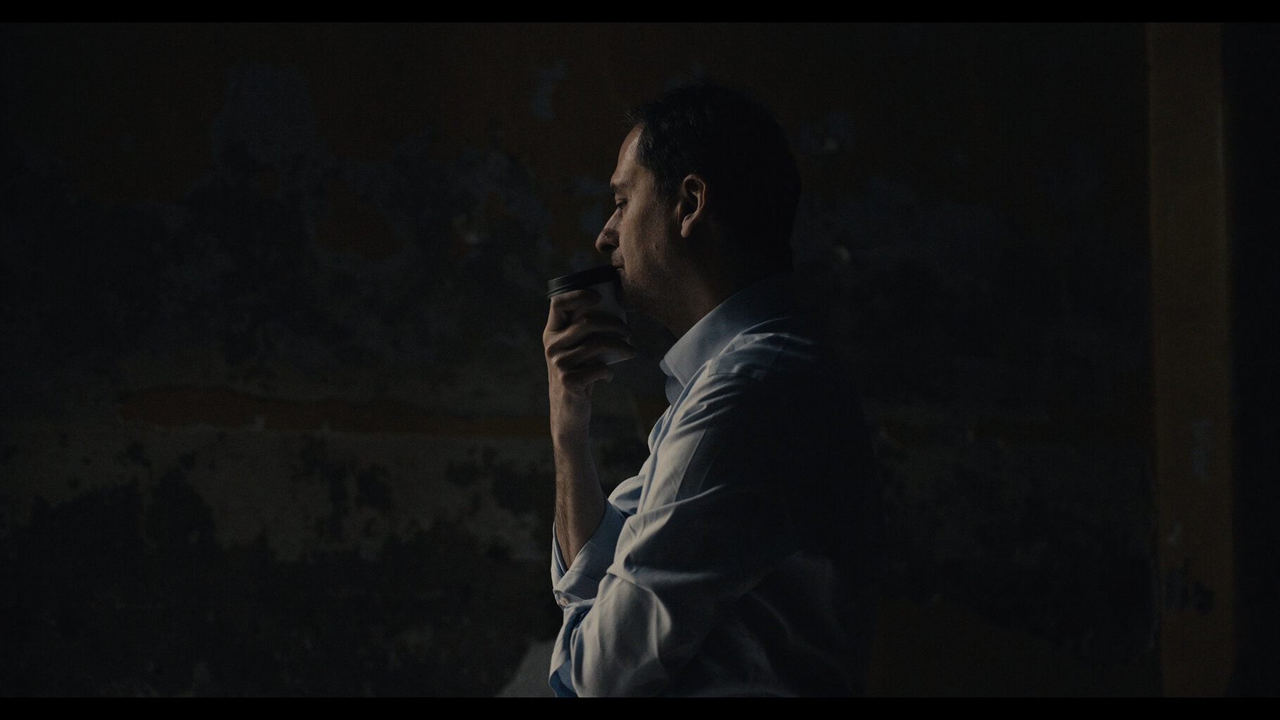 Stillkuva James Jonesin dokumentista Antidote.